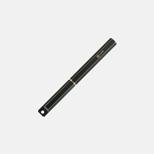 Y Studio Classic Revolve Portable Black Pluma fuente