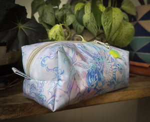 Chutkat Estuche Lapicera