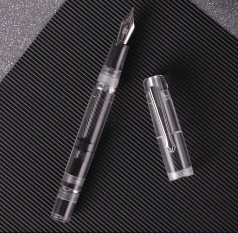 Nahvalur Original Demonstrator